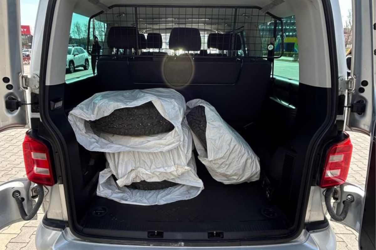 VOLKSWAGEN T6 CARAVELLE