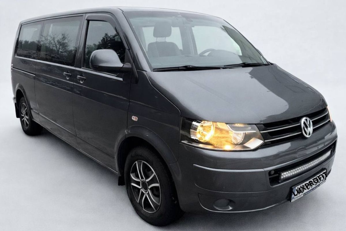 VOLKSWAGEN T6 CARAVELLE