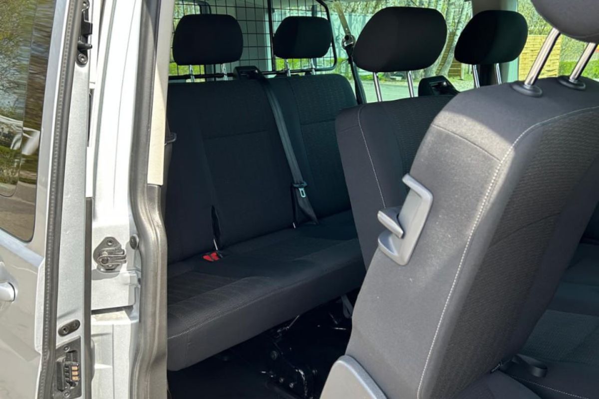 VOLKSWAGEN CARAVELLE 2.0 TDI L2 COMFORTLINE